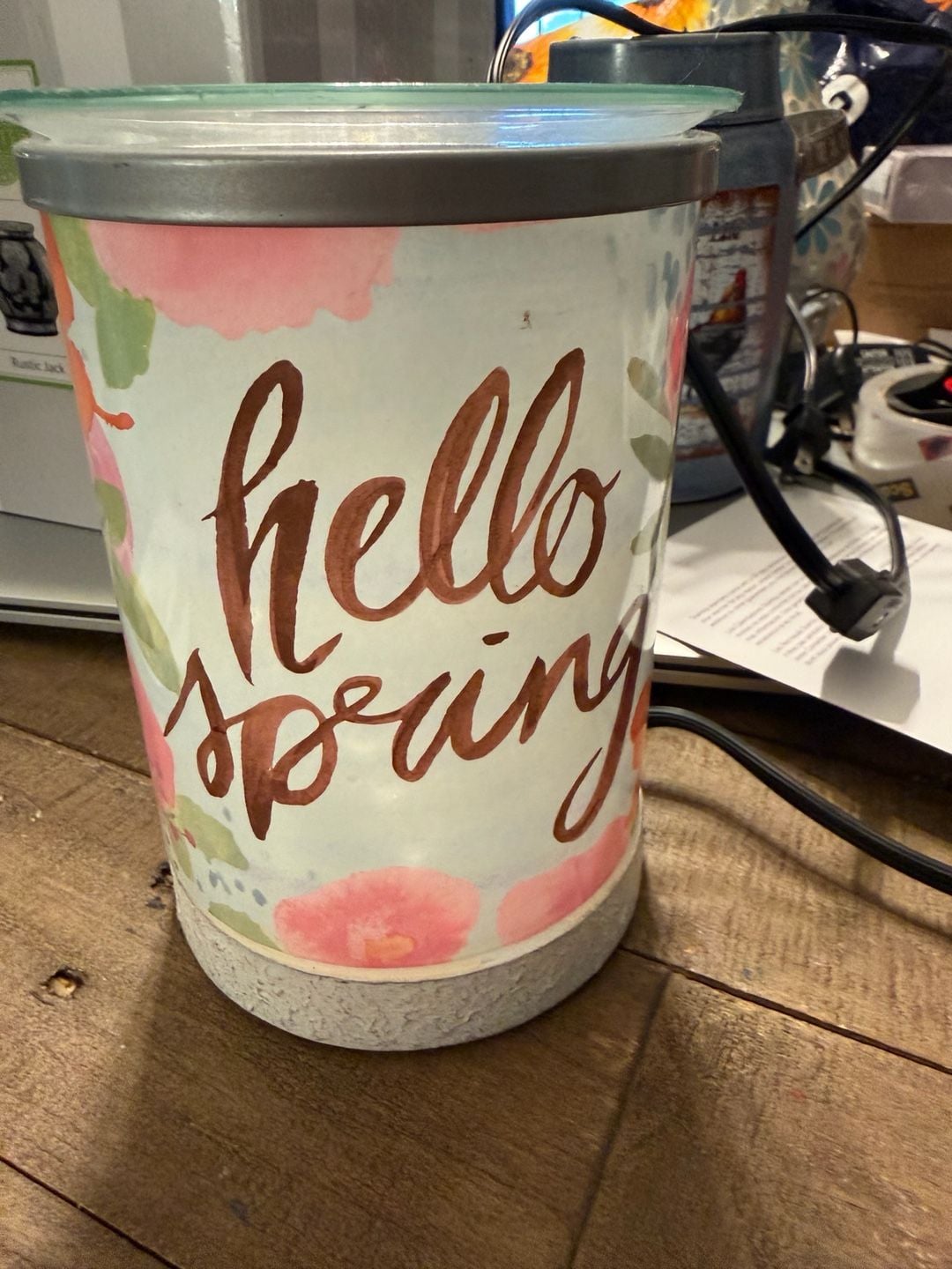 Scentsy Hello Spring Full Size Electric Wax Warmer with Cement Base 1