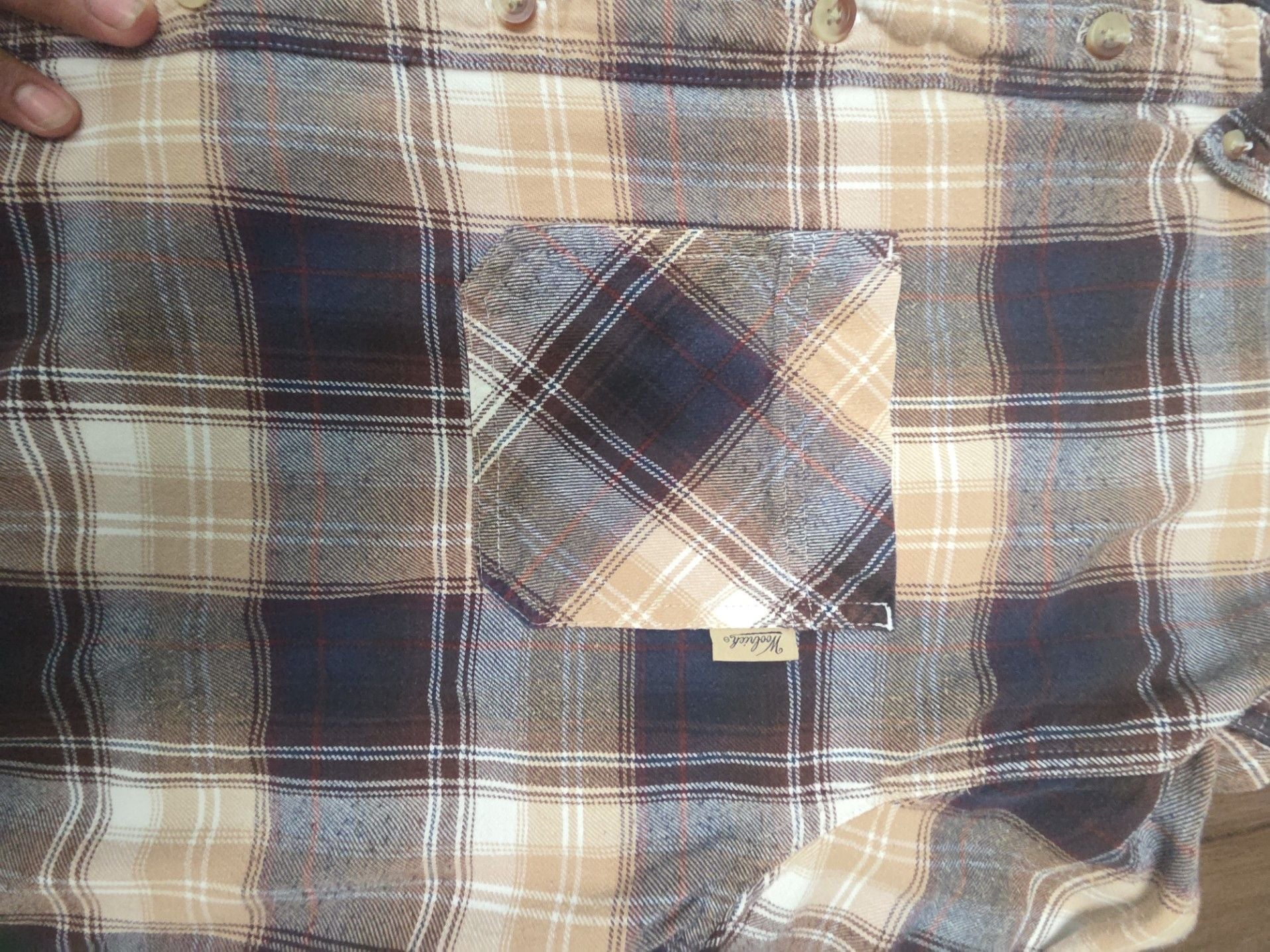 Woolrich Men's Long Sleeve Plaid Flannel Button-Up Shirt 3