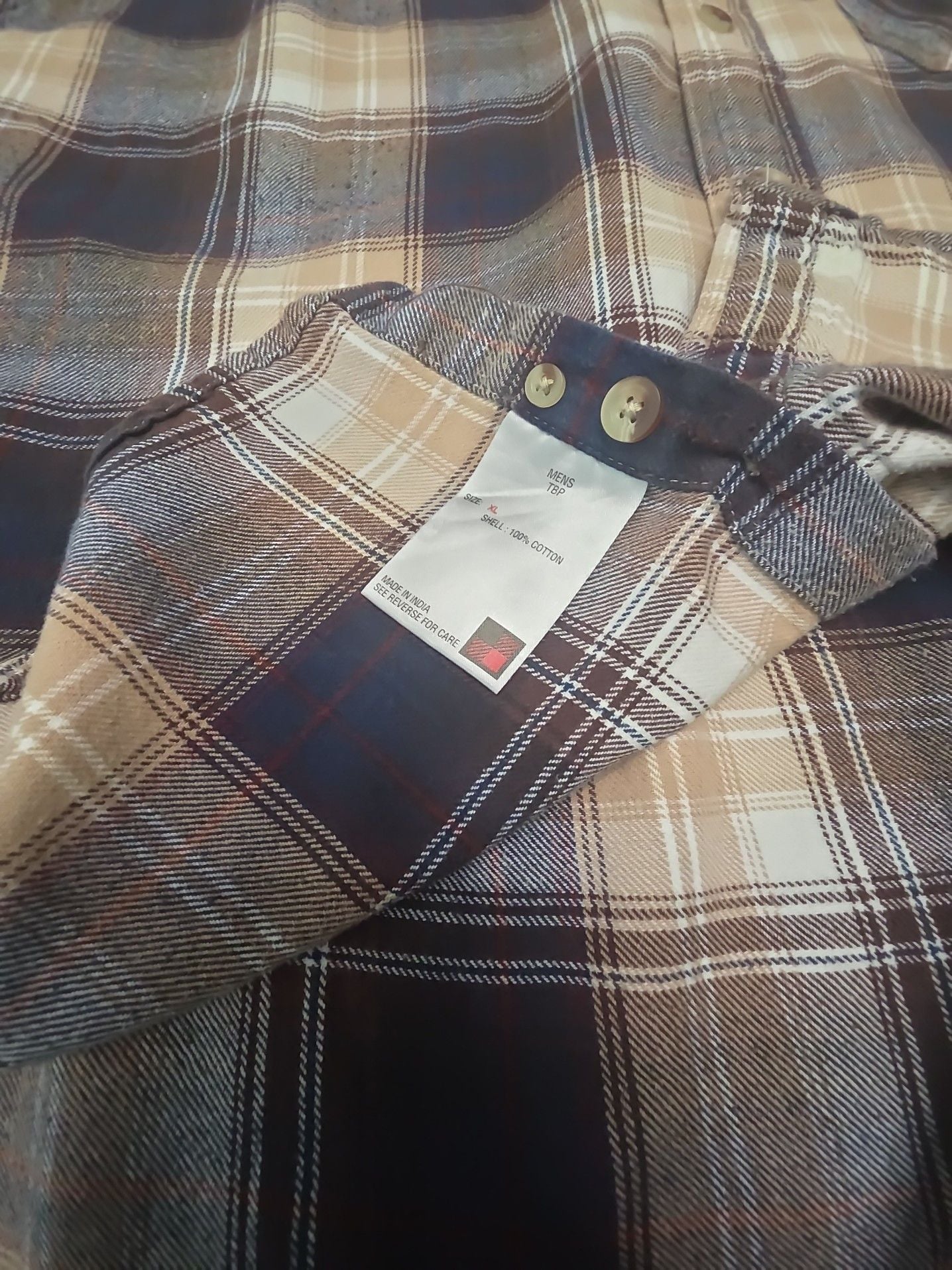 Woolrich Men's Long Sleeve Plaid Flannel Button-Up Shirt 4