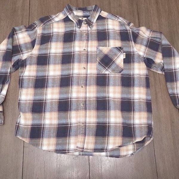 Woolrich Men's Long Sleeve Plaid Flannel Button-Up Shirt
