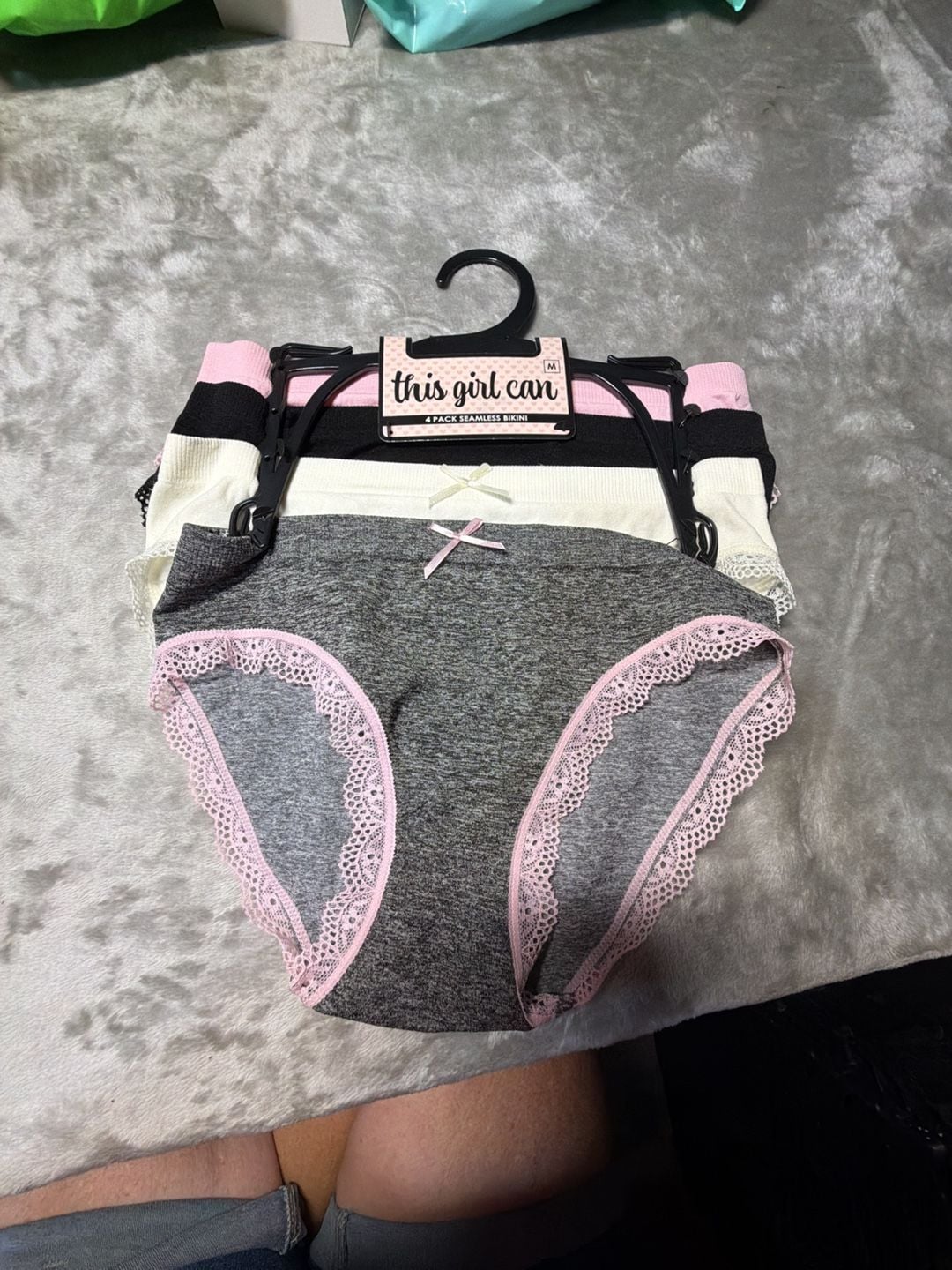 this girl can 4-Pack Seamless Bikini Panties with Lace Trim 1