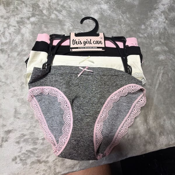 this girl can 4-Pack Seamless Bikini Panties with Lace Trim