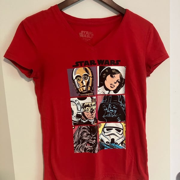 Star Wars Comics Character Grid Graphic V-Neck T-Shirt Red