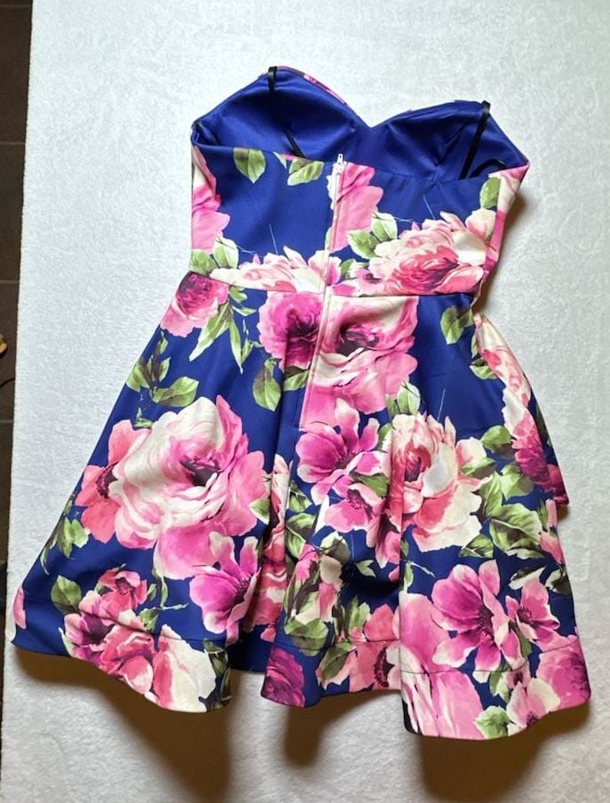 B. Darlin Floral Print Strapless Tiered Skirt Cocktail Dress size 7/8 4