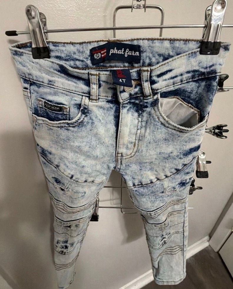 
Phat Farm Boys 4T Moto Jeans D7 Athletic Shorts 2pc Clothing Lot 7