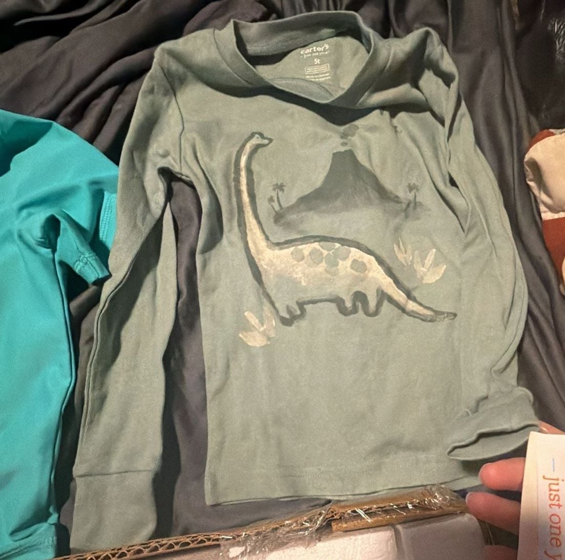Boys 5T Clothing Lot 3pc Hoodie Dinosaur Whale Graphic T Shirts Tops 7