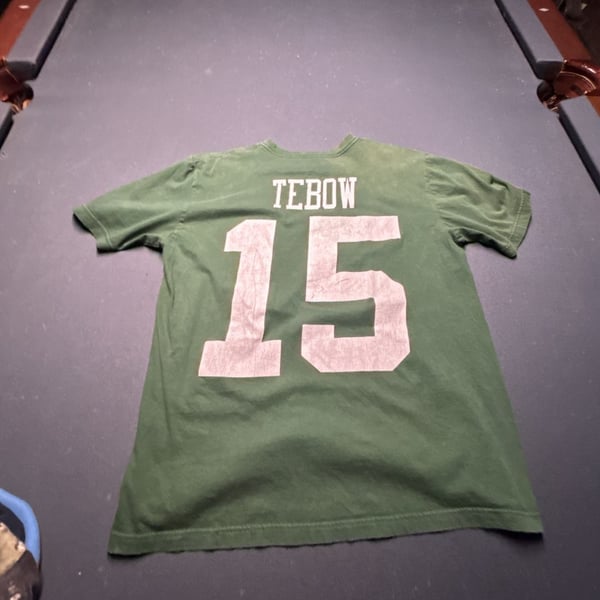 Nike New York Jets Tim Tebow #15 Men's Player Graphic T-Shirt Green Size Large