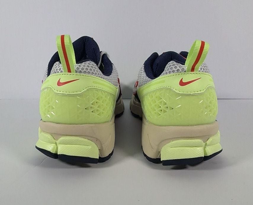 Nike Vomero 5 Sneaker Kid’s Size 6.5Y / 8 Women’s 7