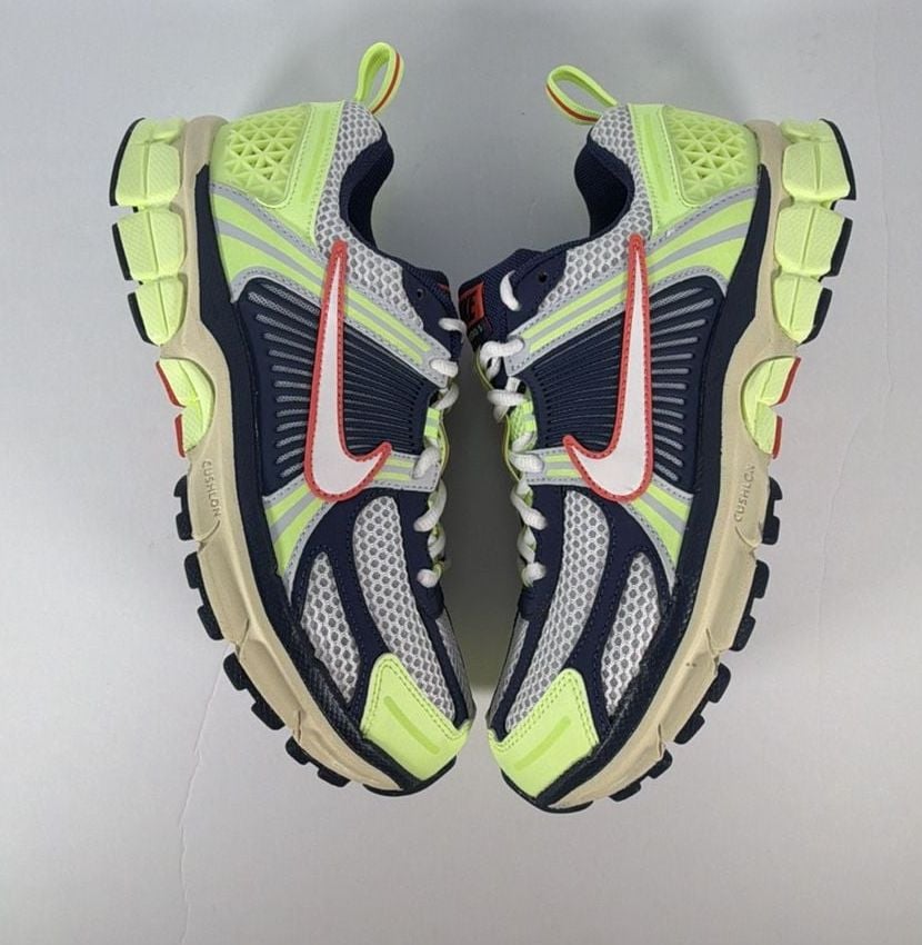 Nike Vomero 5 Sneaker Kid’s Size 6.5Y / 8 Women’s 10