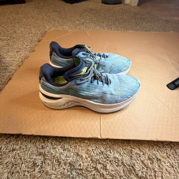 Saucony Endorphin Shift 3 Running Shoes
