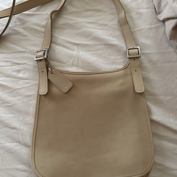 Vintage Coach Leather Crossbody Bag No. 9135