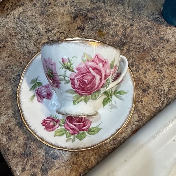 Royal Standard Orleans Rose Pink Rose Bone China Teacup and Saucer