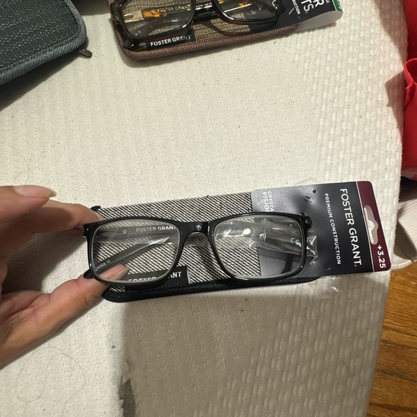 Foster Grant Reading Glasses with Case COLE BLK +2.75 52/18-140