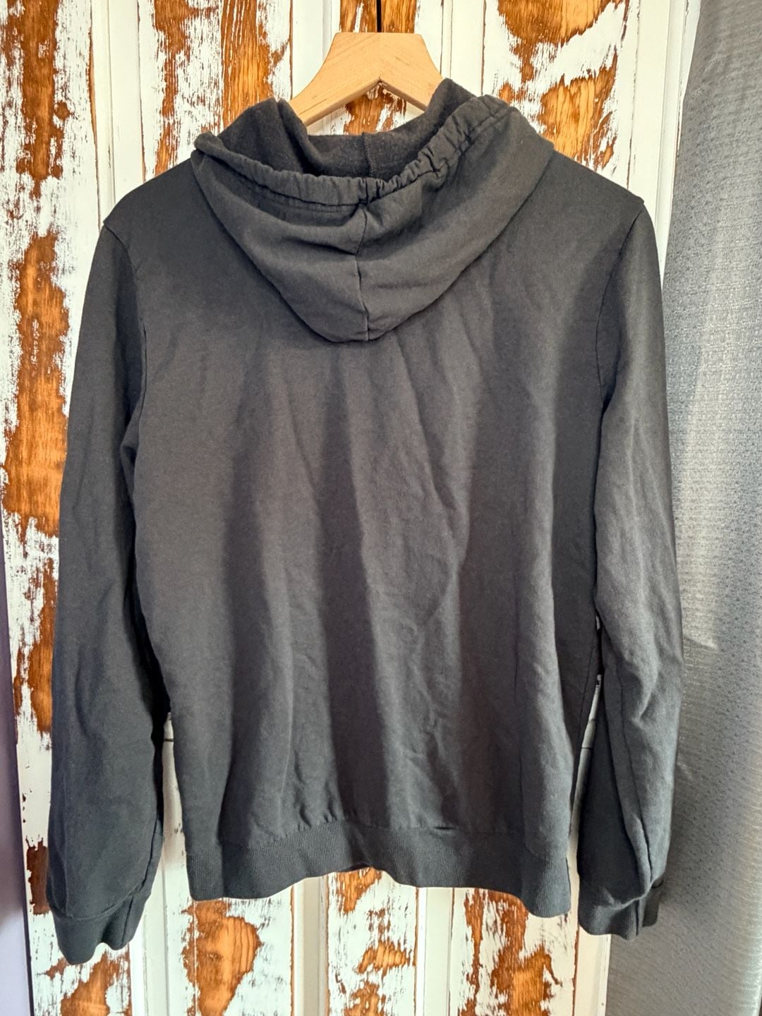 Marine Layer Gray Pullover Hoodie Sweatshirt Size M Ultra Soft Graphic Casual 3
