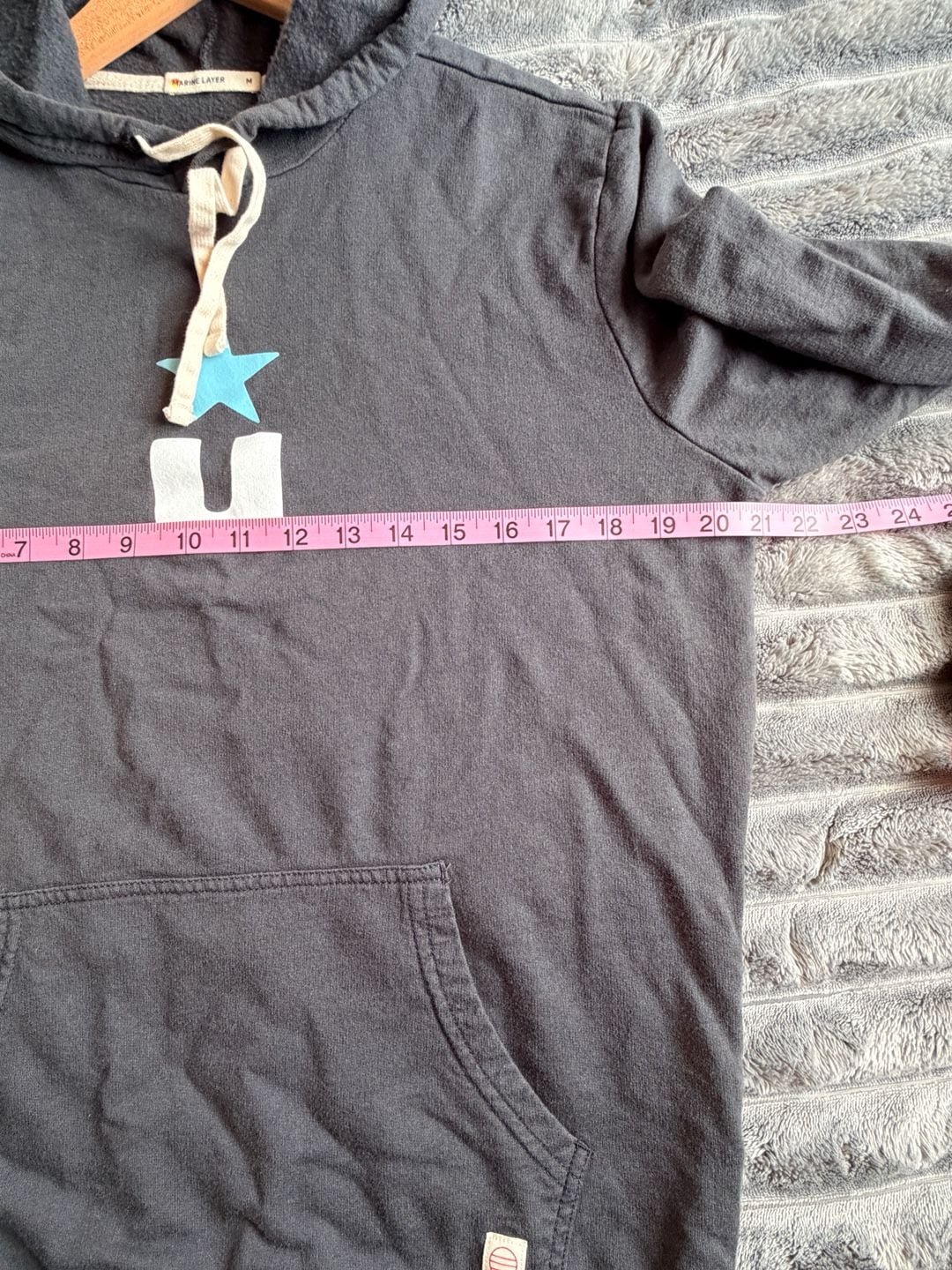 Marine Layer Gray Pullover Hoodie Sweatshirt Size M Ultra Soft Graphic Casual 6