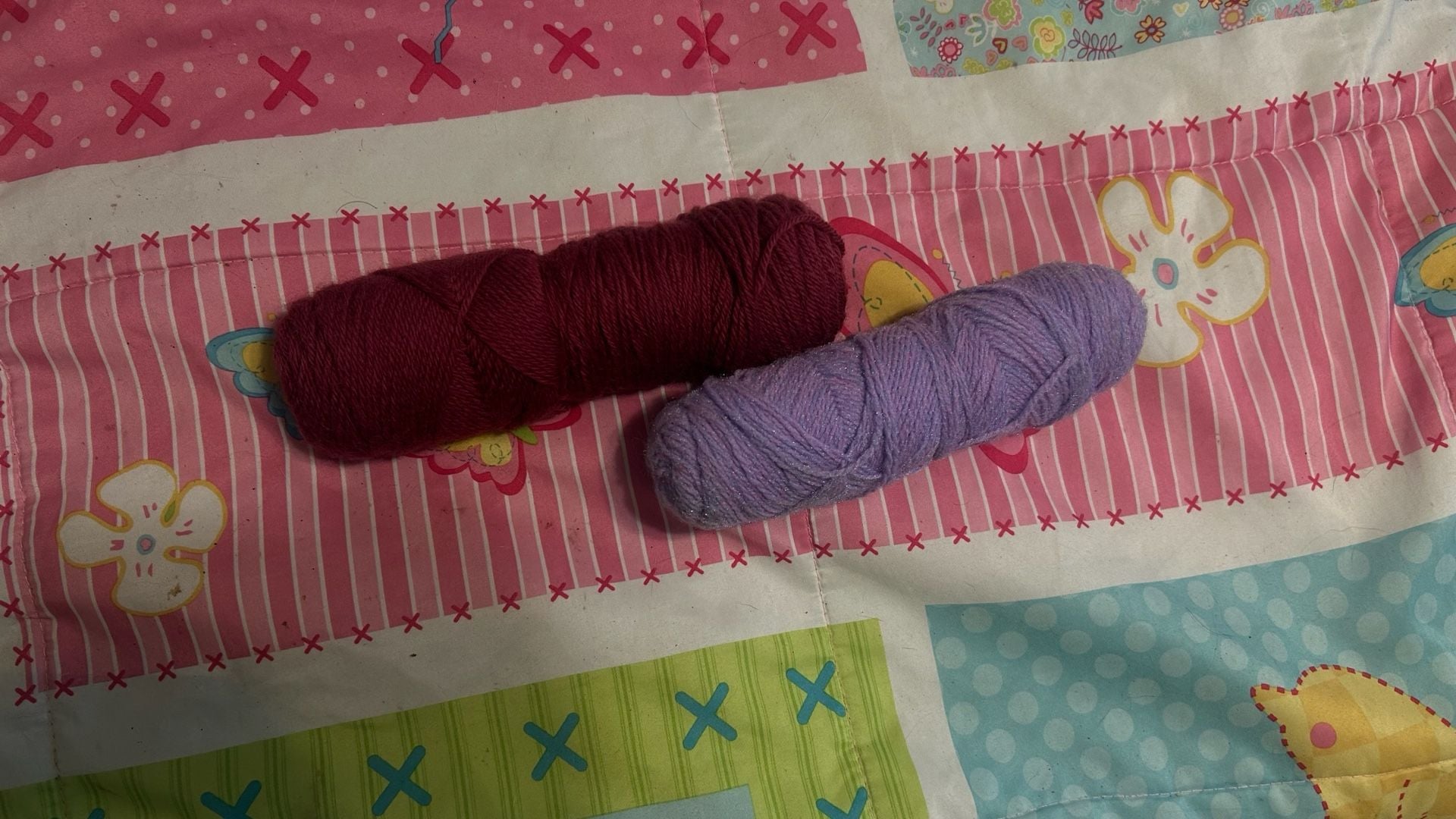 Lot of 2 Skeins Acrylic Knitting Yarn in Burgundy and Sparkle Purple 1