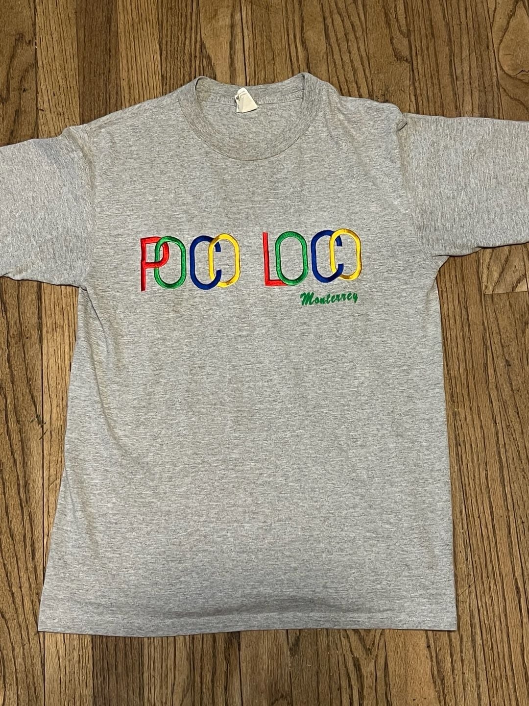 Vintage 90s Poco Loco Club Monterrey Embroidered Grey T-Shirt 2