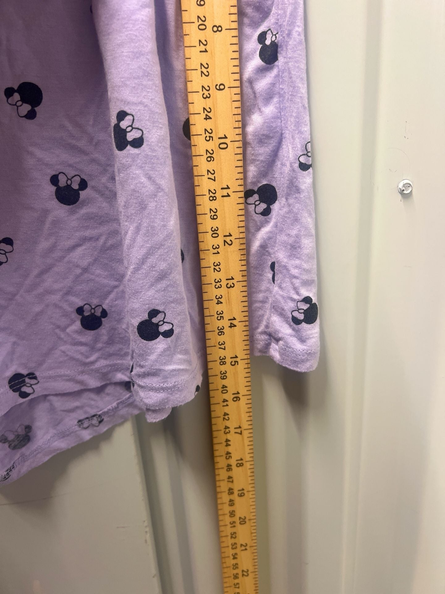 Disney Women's Minnie Mouse Purple 2-Piece Pajama Shorts Set with Pockets 9