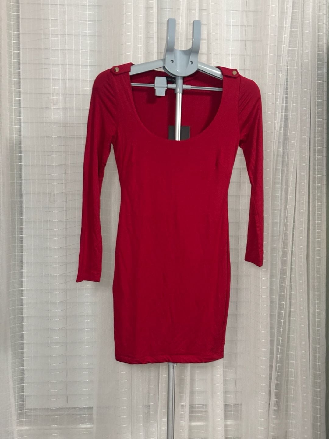 Jluxlabel Red Long Sleeve Scoop Neck Bodycon Mini Dress with Gold Shoulder Button Detail 2