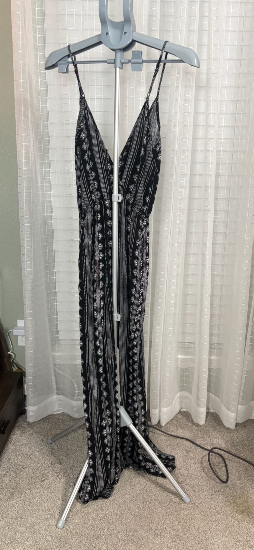 Band of Gypsies Black and White Striped Patterned Sleeveless Maxi Jumpsuit 5