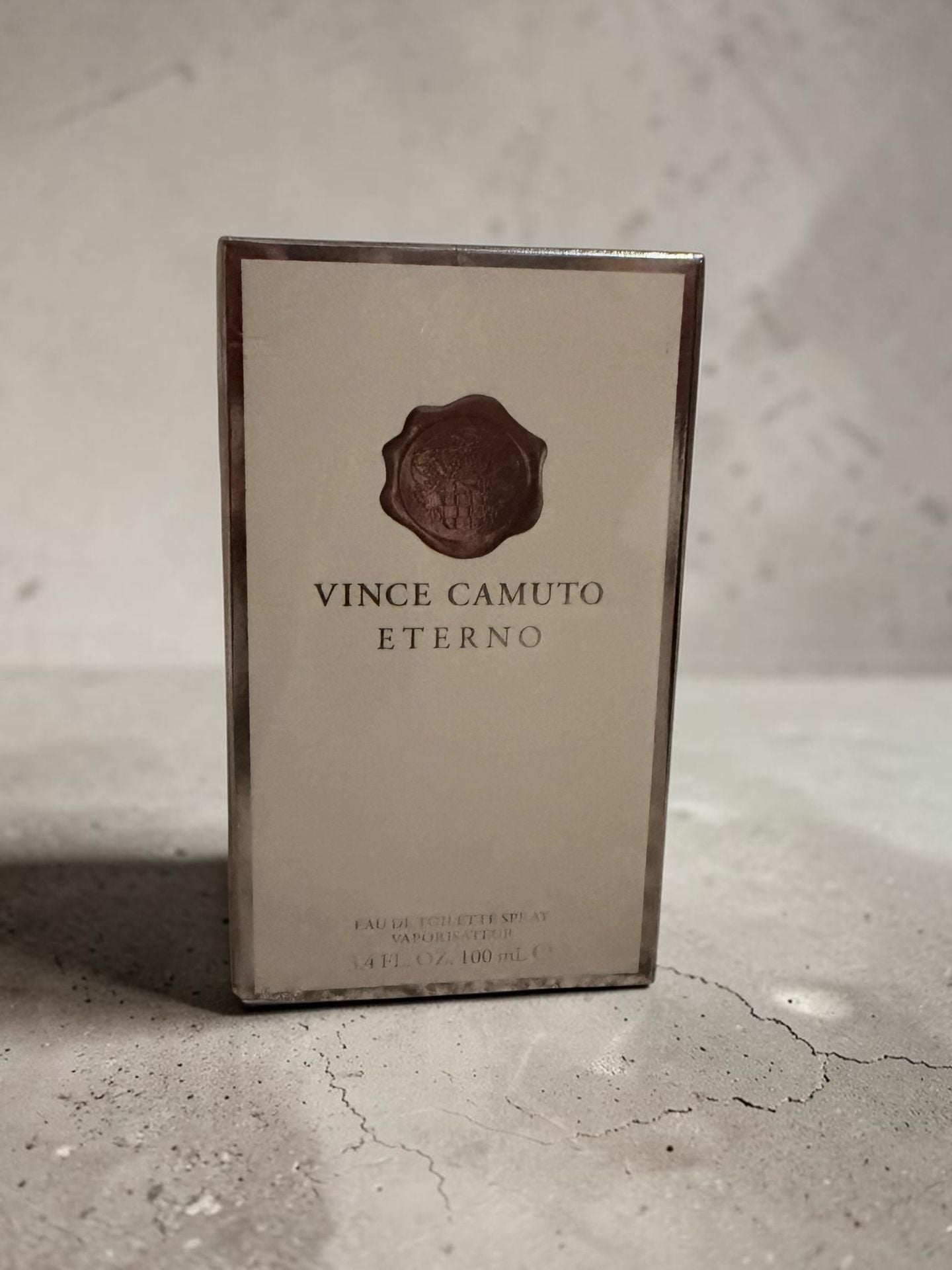 Eterno 3.4 oz Eau de Toilette spray - , 1