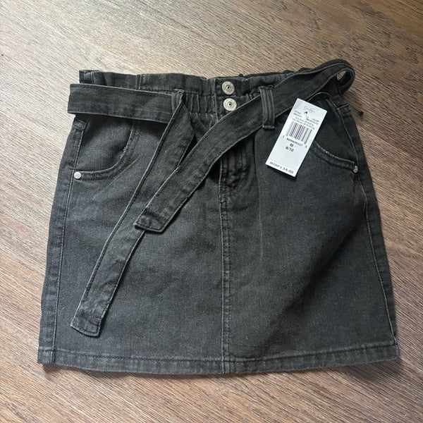 Jessica Simpson Girls Paperbag Waist Washed Black Denim Mini Skirt with Belt