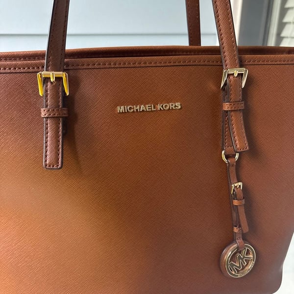 Michael Kors Jet Set Travel Saffiano Leather Tote Bag in Luggage Brown