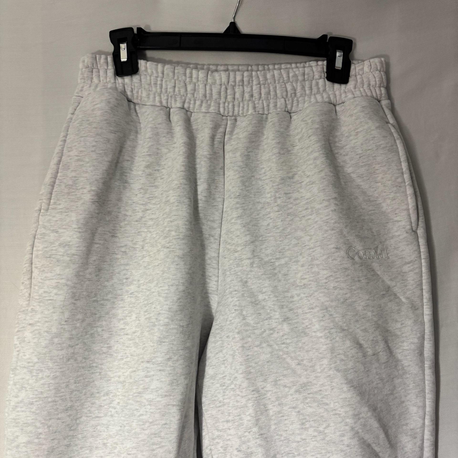 Comfrt Embroidered Logo Sweatpants in Light Heather Grey 3
