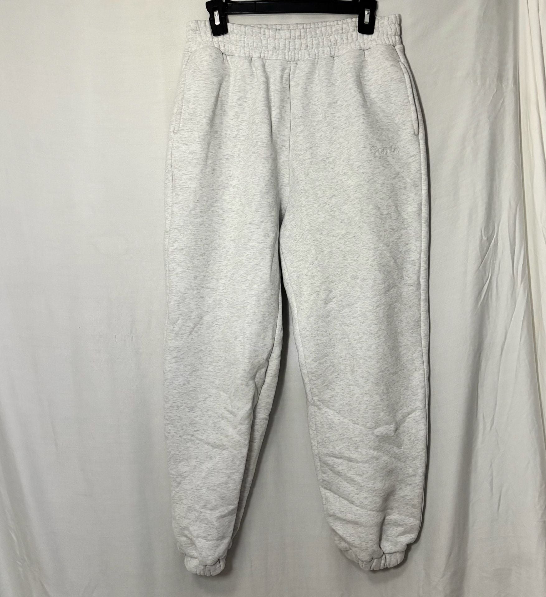 Comfrt Embroidered Logo Sweatpants in Light Heather Grey 2