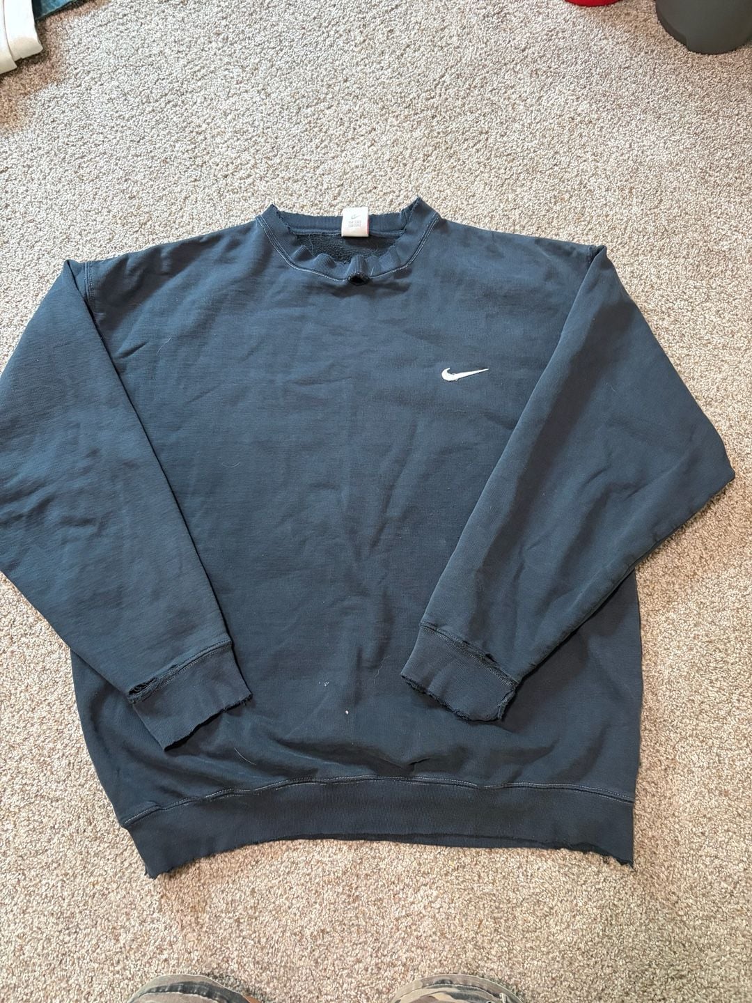 Vintage 90s Nike Made in USA Embroidered Swoosh Crewneck Sweatshirt 2