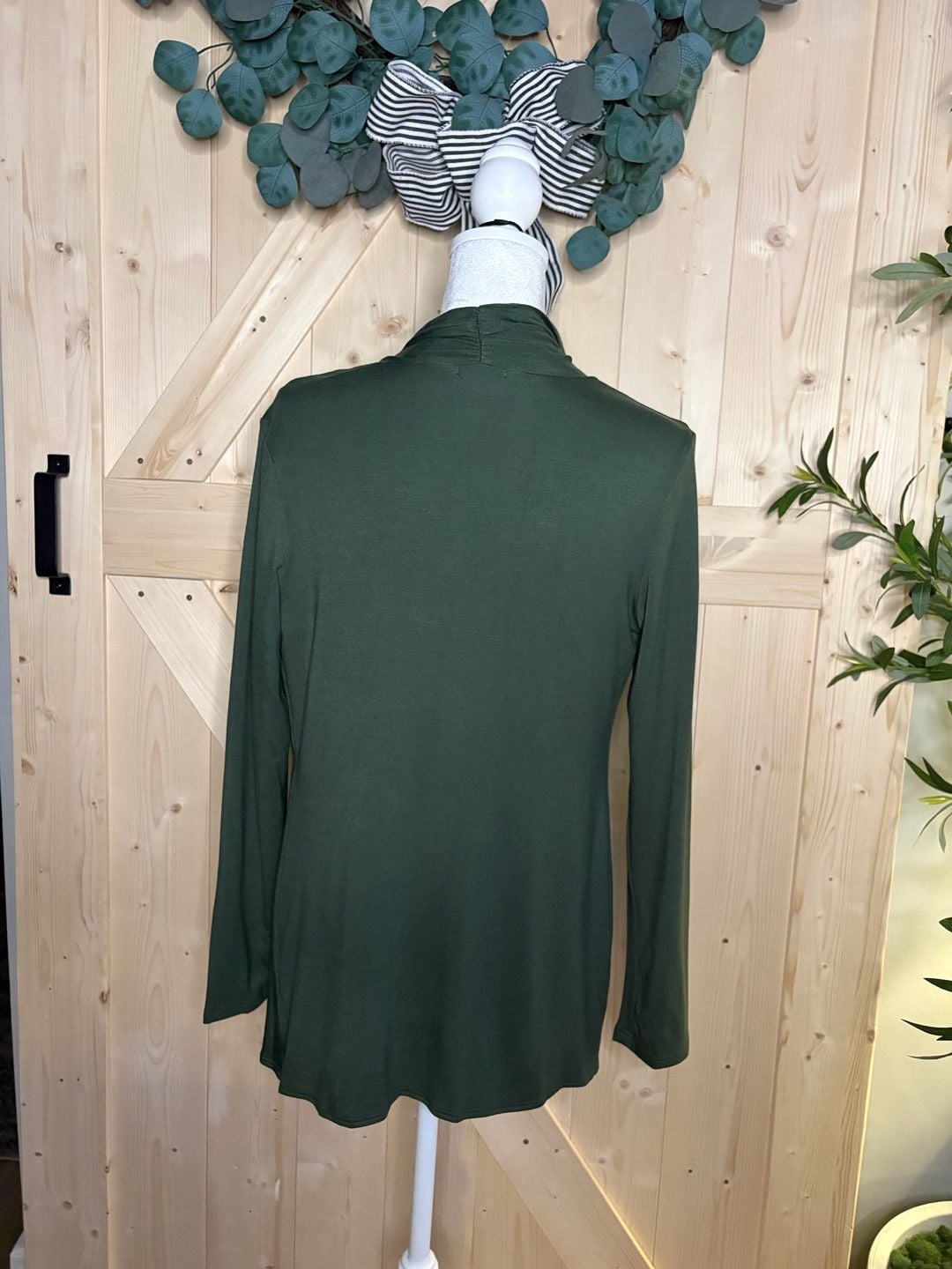 S•M•L•XL Azules Lightweight Long Sleeve Open Front Cardigan in dark Olive 5