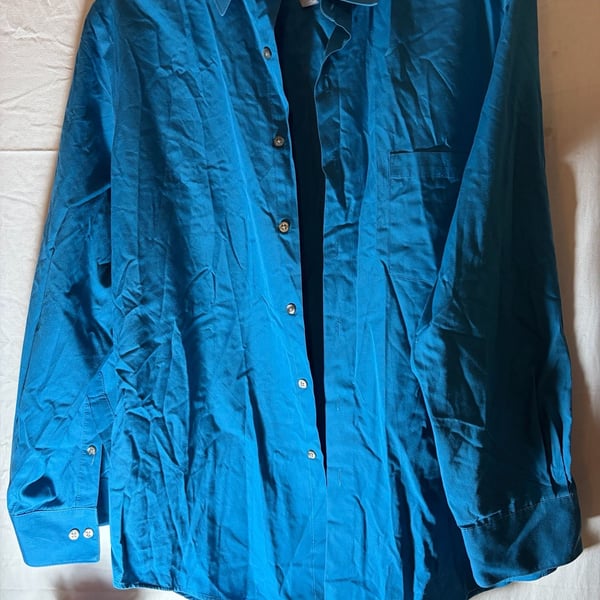 Van Heusen Men's Fitted Long Sleeve Button Up Dress Shirt Teal Blue Size 16