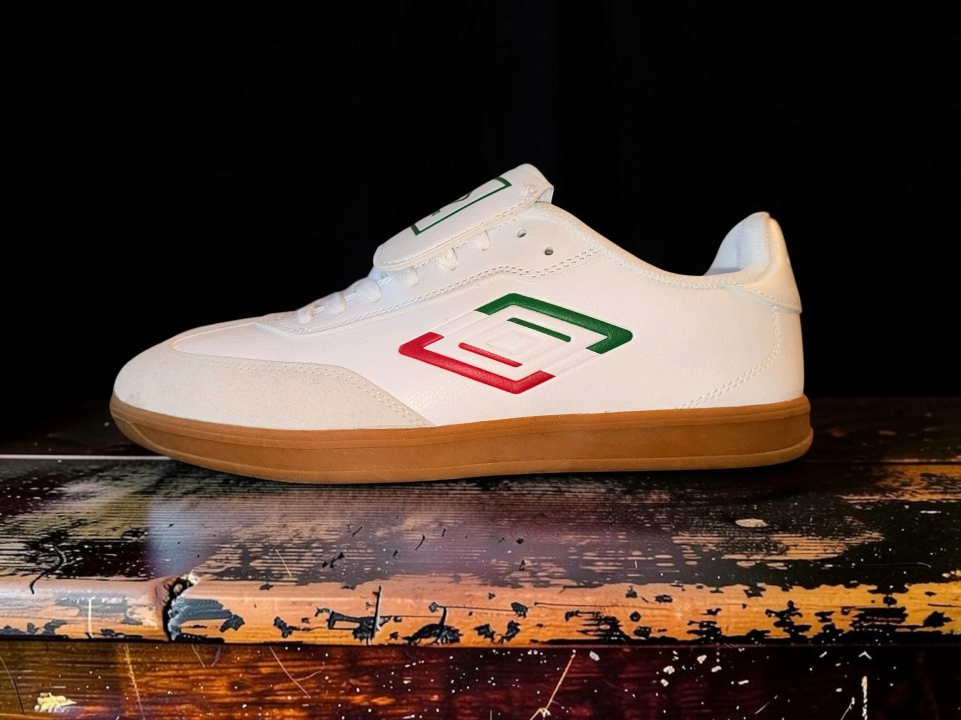 Umbro UMBRO-TX White Red and Green Indoor Soccer Sneakers 2