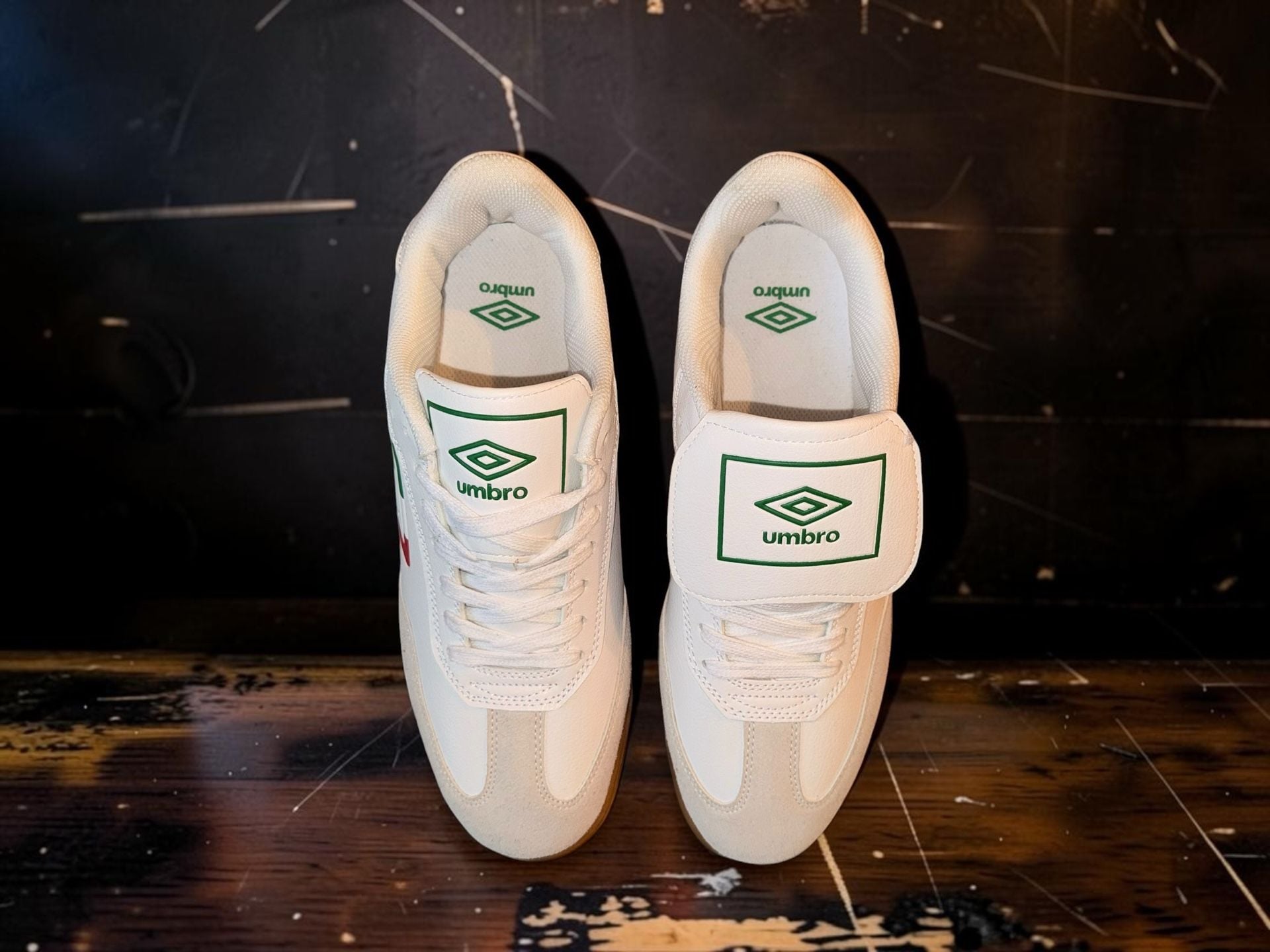 Umbro UMBRO-TX White Red and Green Indoor Soccer Sneakers 11