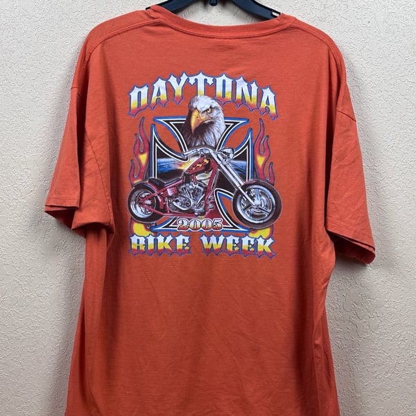 Hanes Heavyweight 2005 Daytona Bike Week Eagle and Motorcycle Graphic T-Shirt