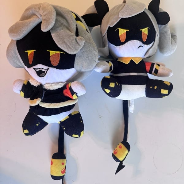 Murder Drones J and V Official Glitch Productions Plush Toy Set