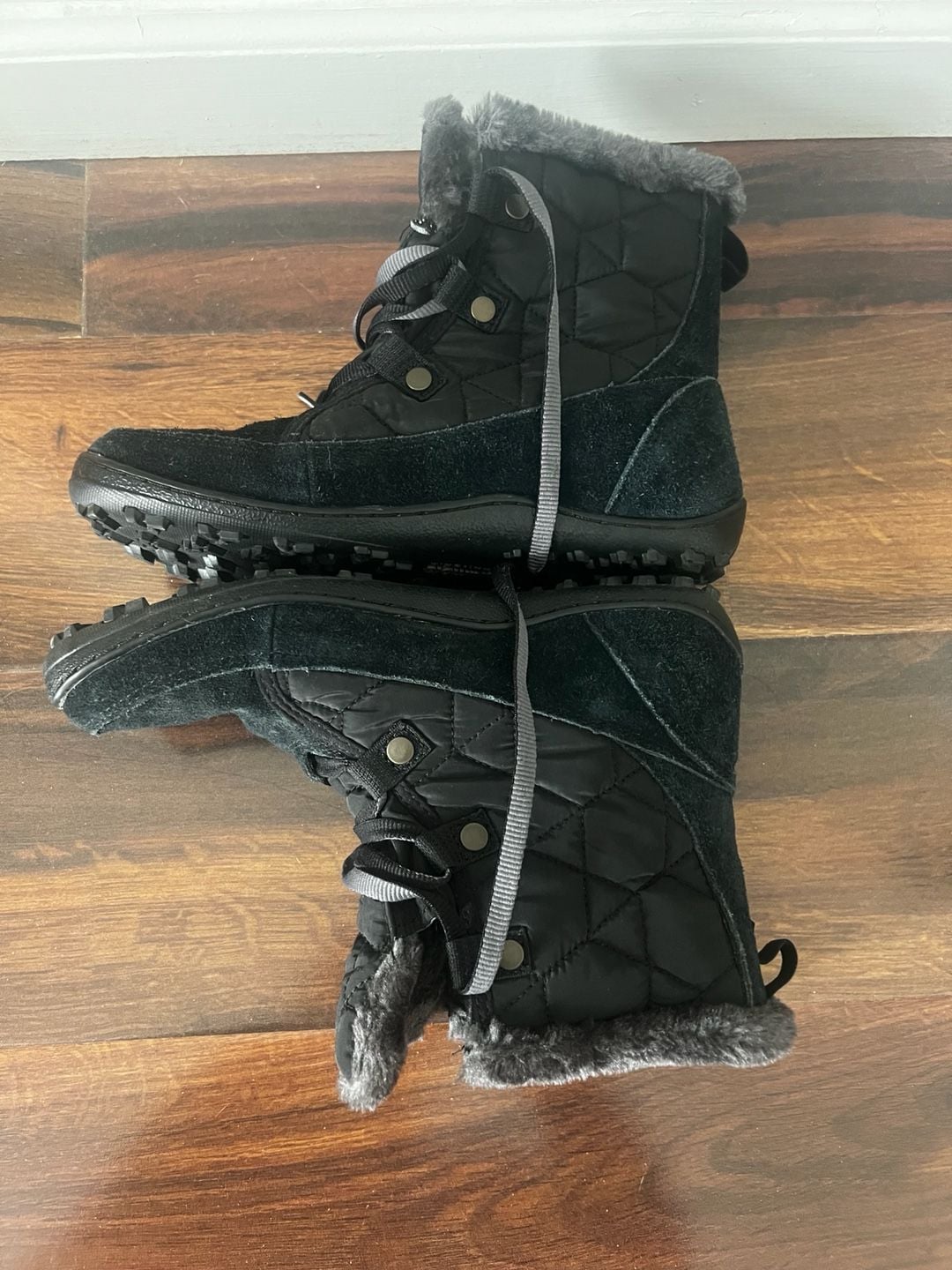 Columbia Minx Shorty Omni-Heat Winter Boots, Size 8 8