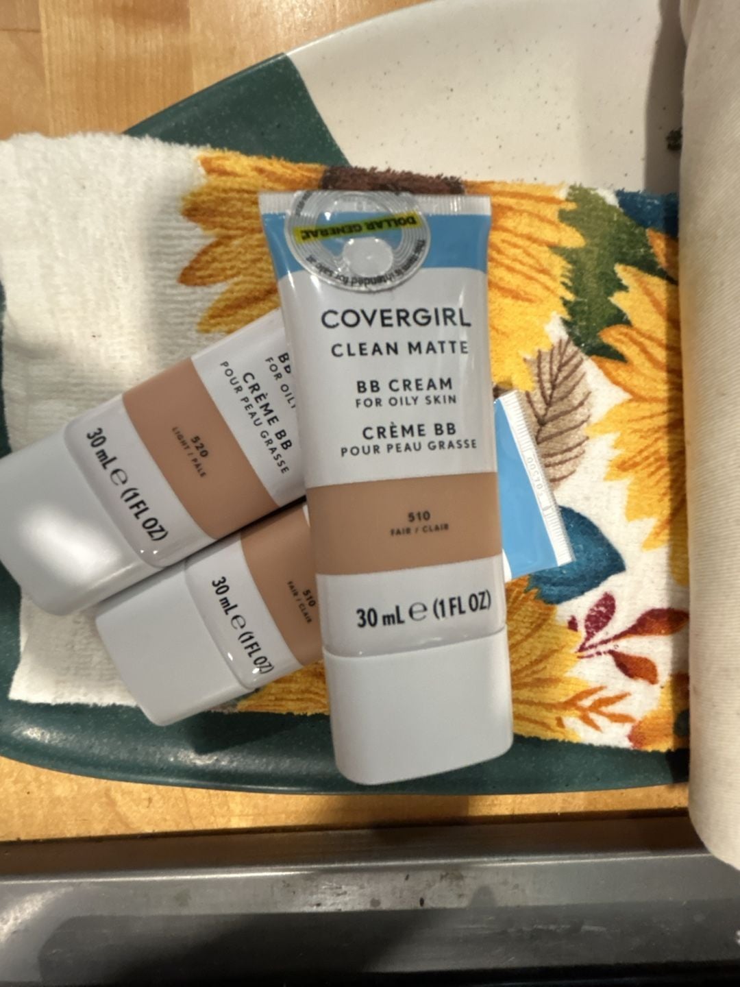 Lot of 3 COVERGIRL Clean Matte BB Cream for Oily Skin (Shades 510 and 520) 2