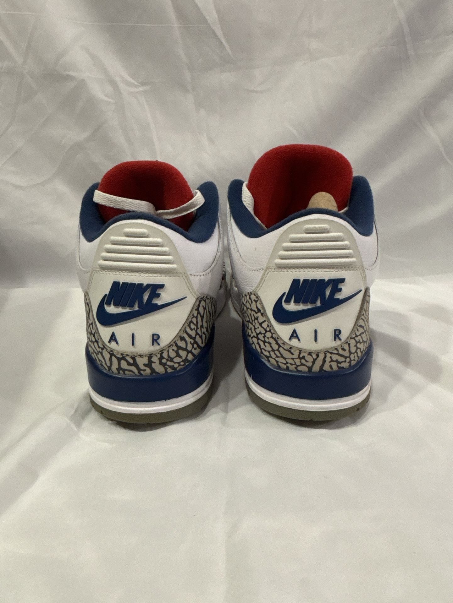 Air Jordan 3 Retro OG 'True Blue' 2016 (854262-106) Size 11.5 11