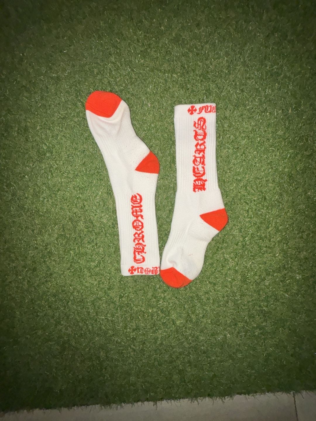 White and red Crew FU SOCK Chrome 2