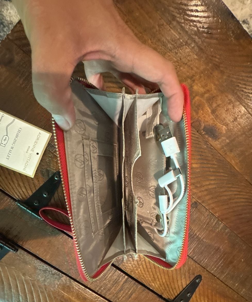 Adrienne Vittadini Studio Charging Wristlet Wallet 4