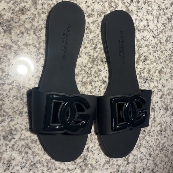 Dolce&Gabbana Bianca Interlock Slide Sandal (Women)