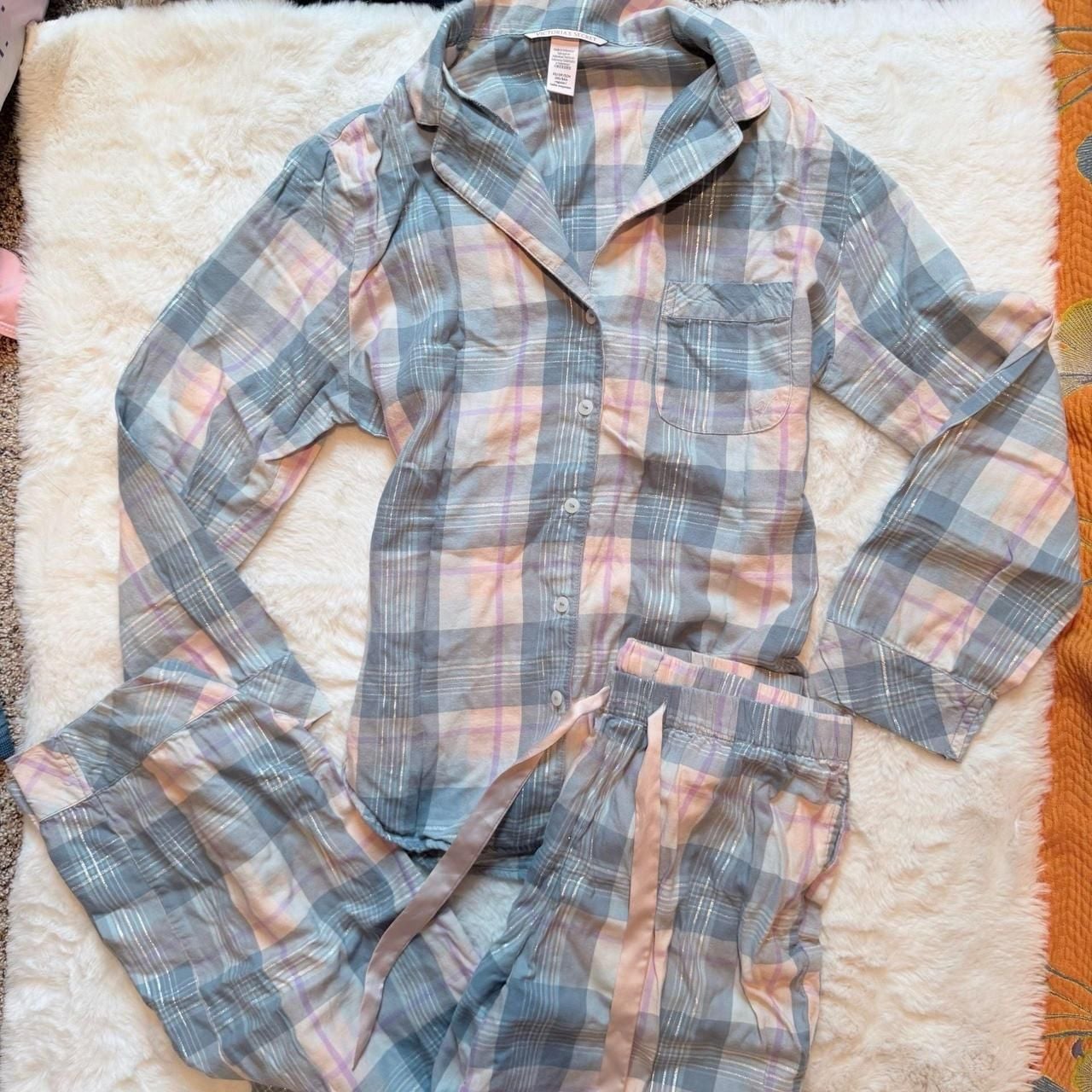 Victoria's Secret Women's Long Sleeve Button Down Pajama Set 3