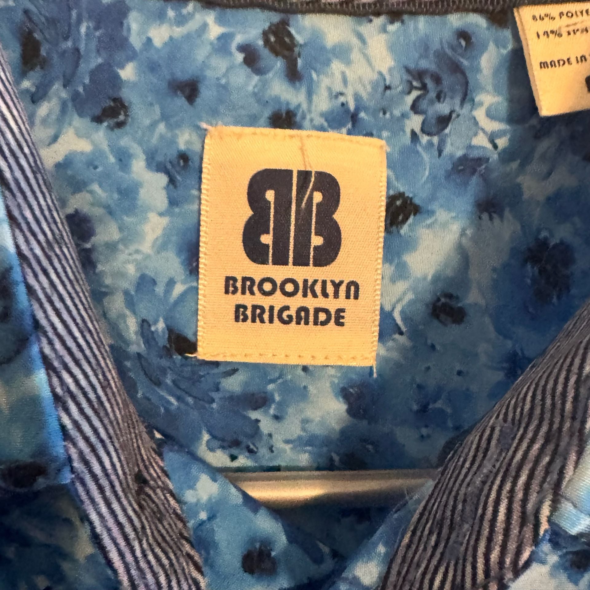 NWT Brooklyn Brigade Maverick Men’s M Blue Floral Performance Shirt Stretch 5