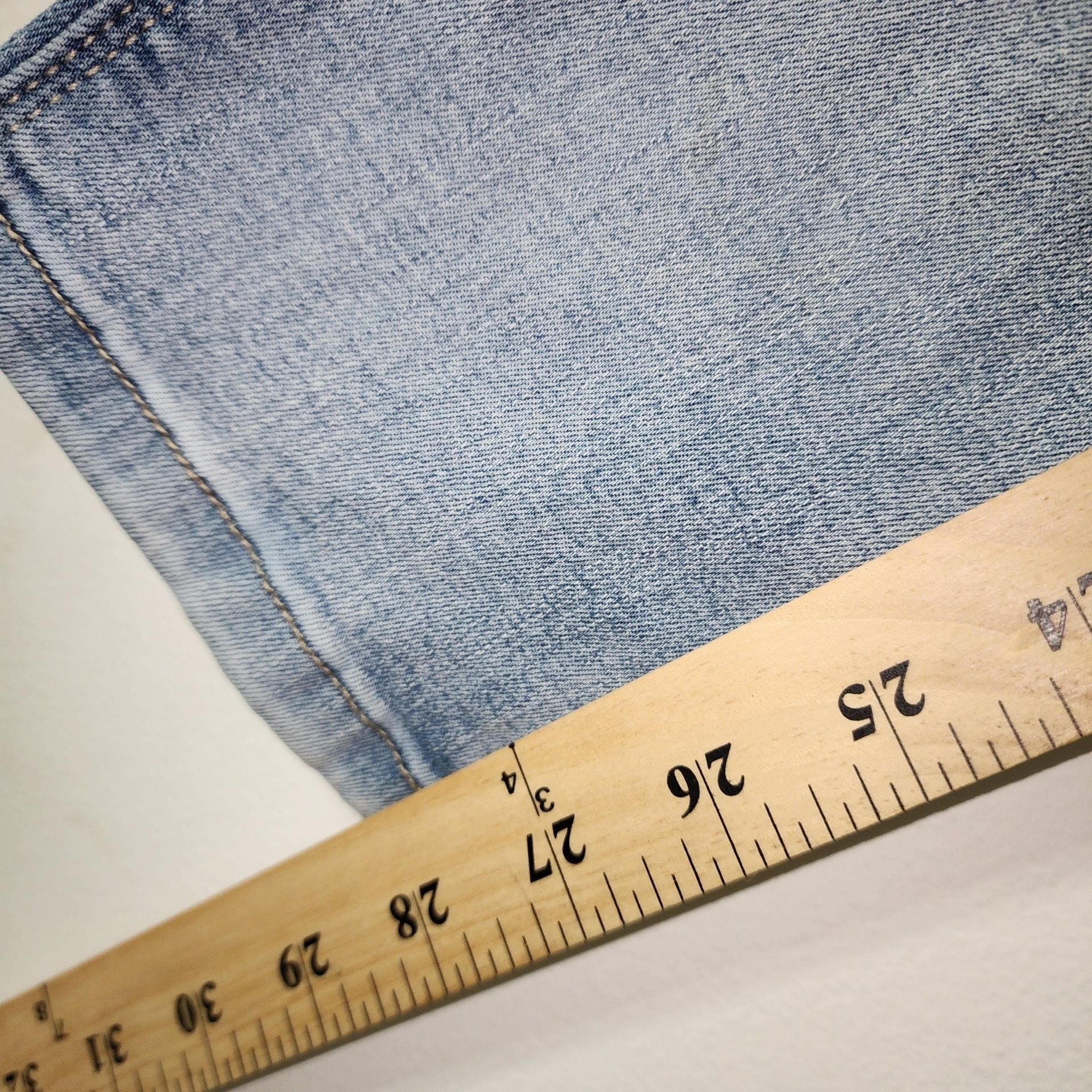 Arizona Jean Co. Women's Hi-Rise Curvy Skinny Distressed Light Wash Jeans Size 3 9