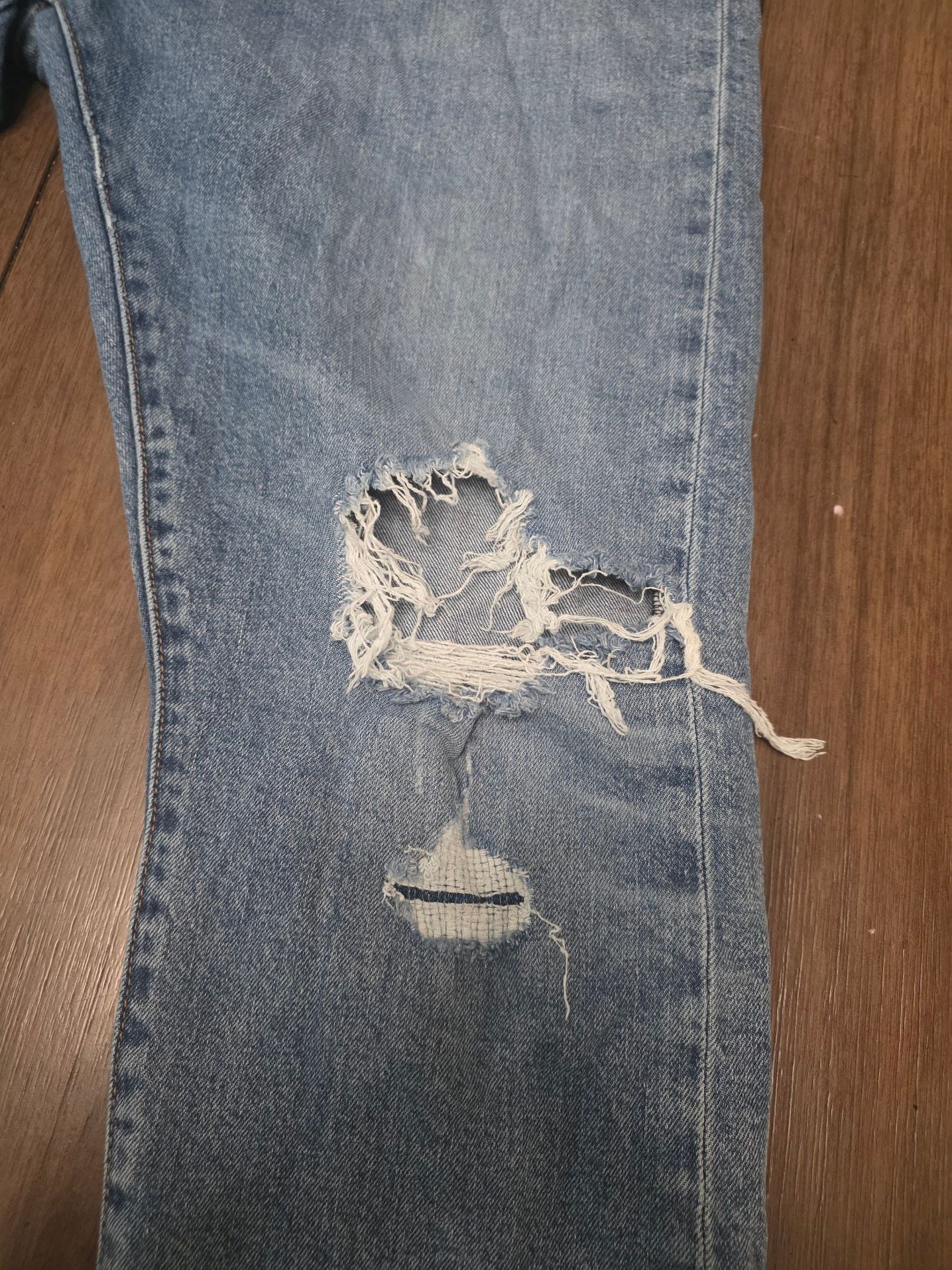Levi's Premium 512 Distressed Slim Taper Jeans big E 14