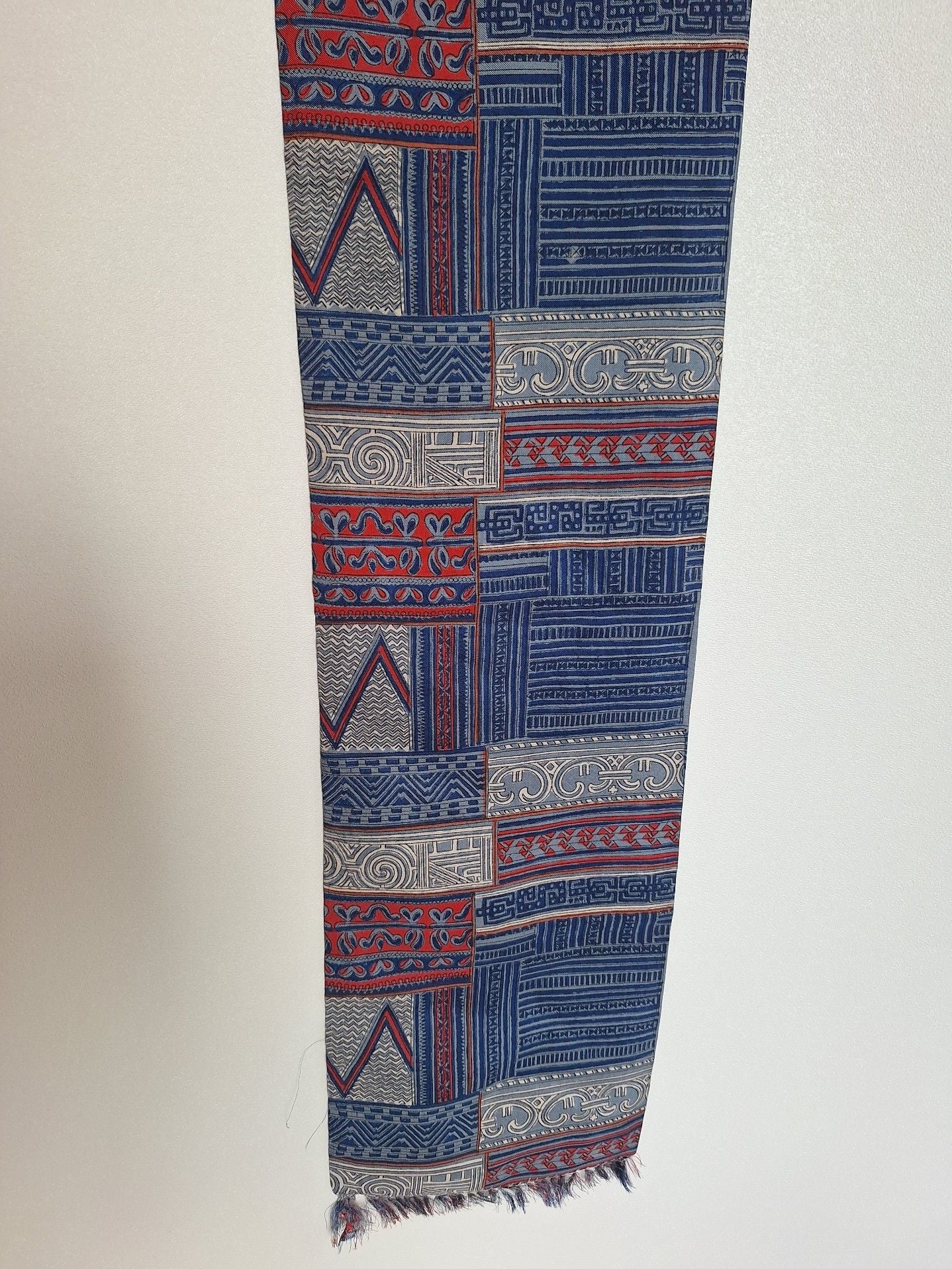 Vintage Indian Silk Batik Print Patterned Scarf with Fringed Ends 5