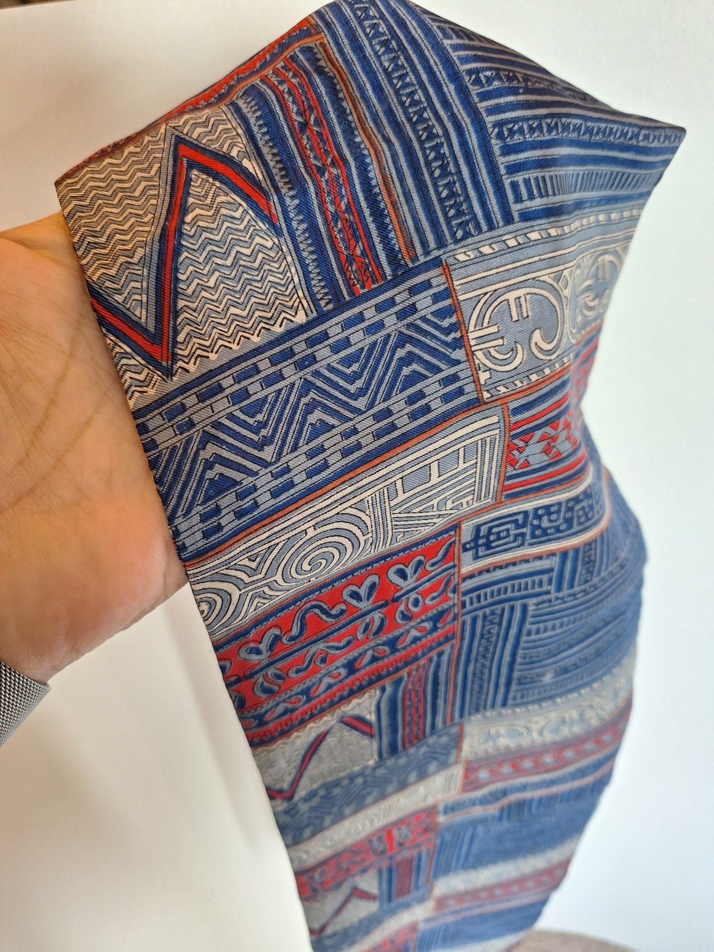 Vintage Indian Silk Batik Print Patterned Scarf with Fringed Ends 6