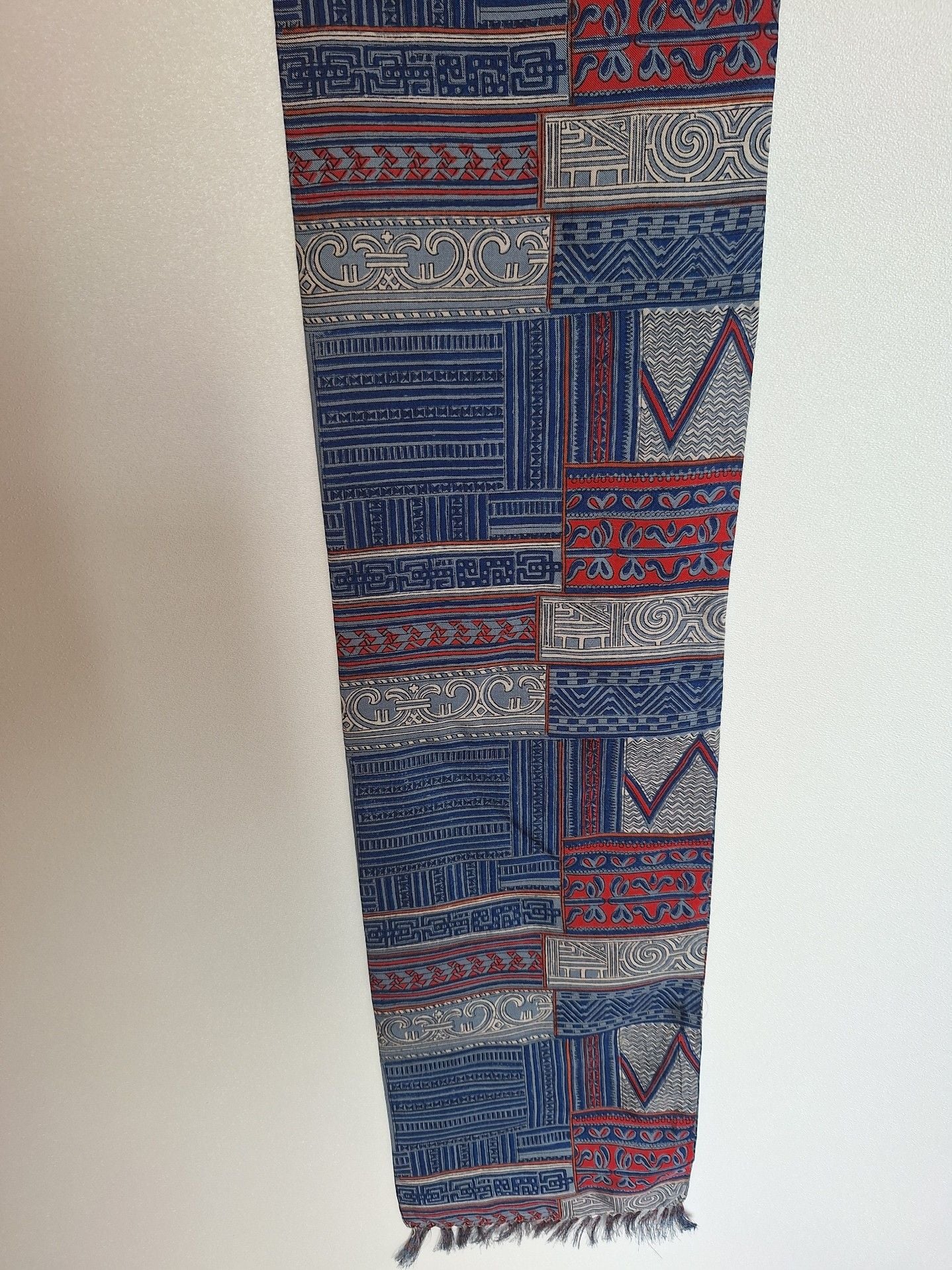 Vintage Indian Silk Batik Print Patterned Scarf with Fringed Ends 8