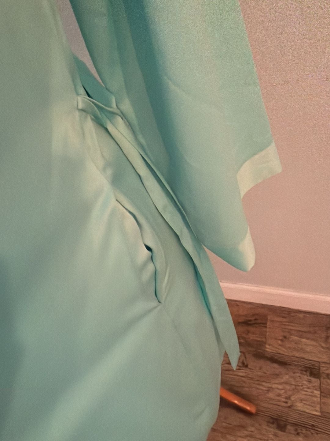 Jones New York Women's Satin Dressing Gown Robe Turquoise Size M 9